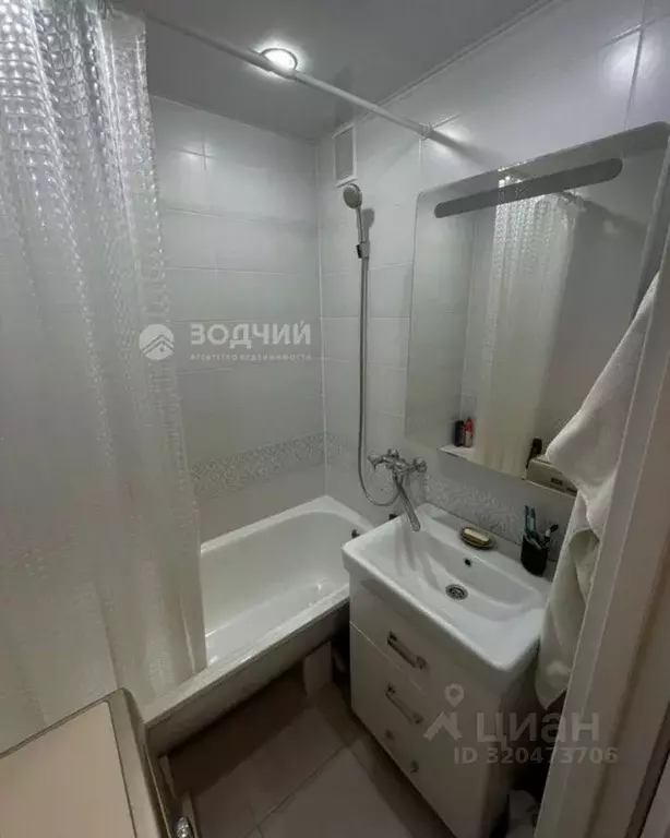 3-к кв. Чувашия, Чебоксары ул. Богдана Хмельницкого, 119 (62.0 м) - Фото 1