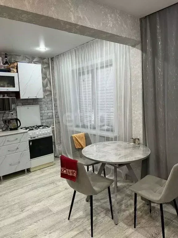 2-к кв. Иркутская область, Ангарск 92/93 кв-л, 17 (45.0 м) - Фото 0