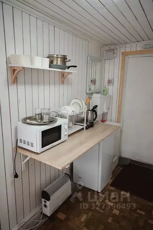 Комната Псковская область, Куньинский район, Жижицкая волость, д. ... - Фото 1