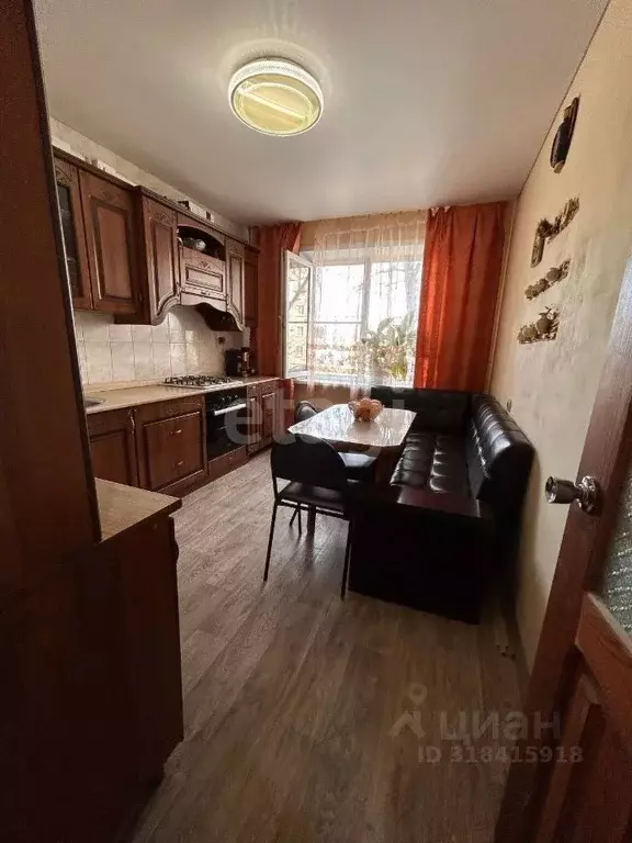 3-к кв. Астраханская область, Астрахань Ленинградский пер., 68к1 (65.8 ... - Фото 0