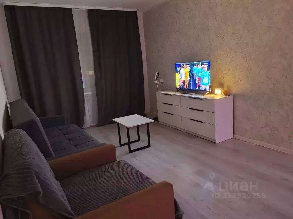 1-к кв. Мурманская область, Кировск ул. Кирова, 54 (30.0 м) - Фото 1