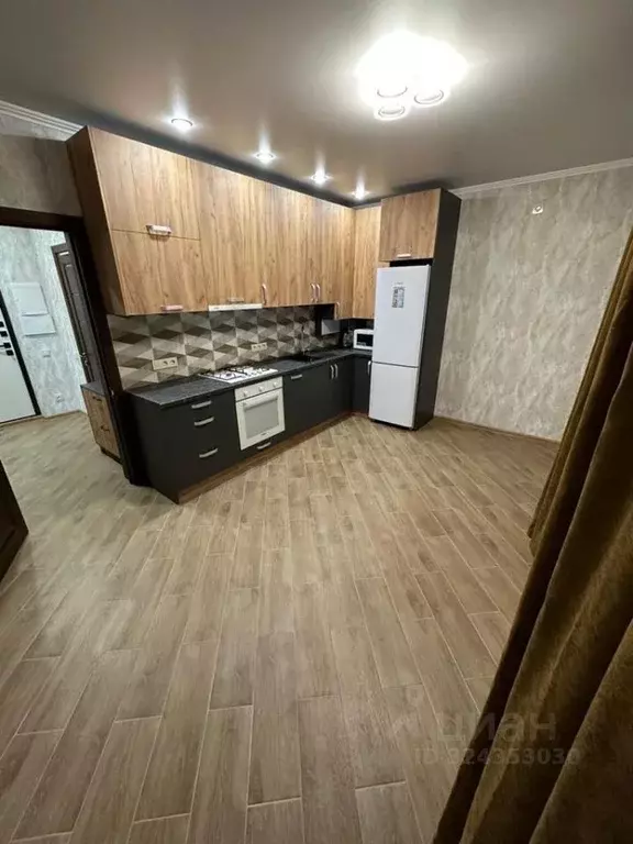 1-к кв. Крым, Симферополь ул. 51-й Армии, 55 (42.0 м) - Фото 1