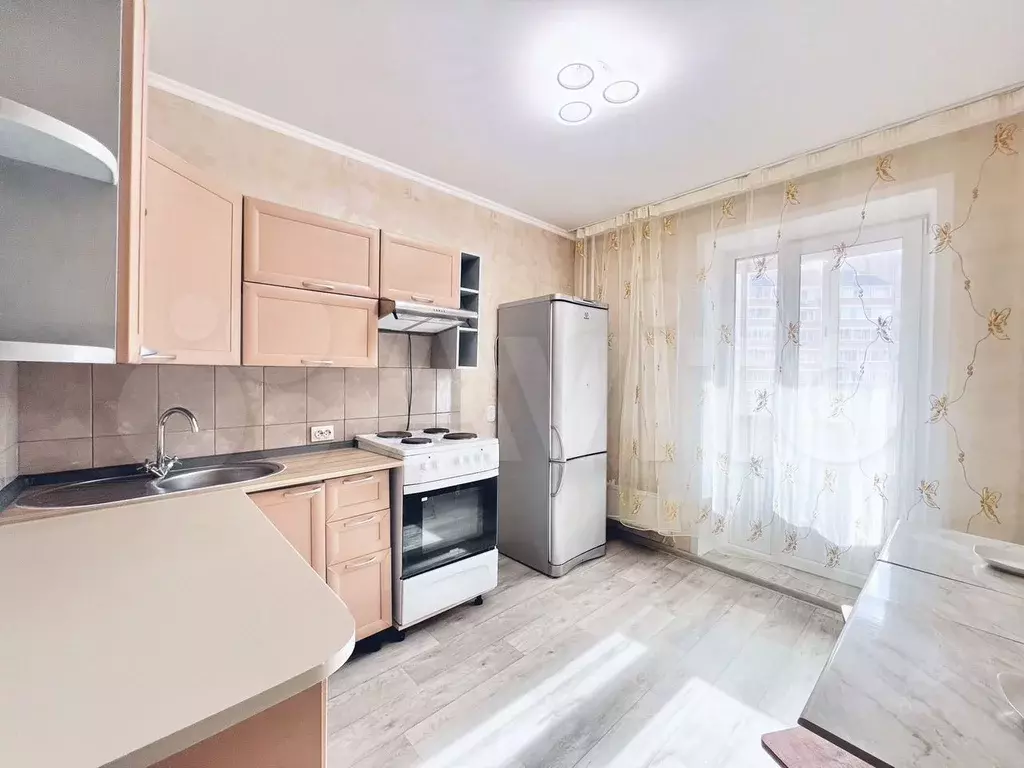 1-к. квартира, 38,4 м, 6/10 эт. - Фото 0