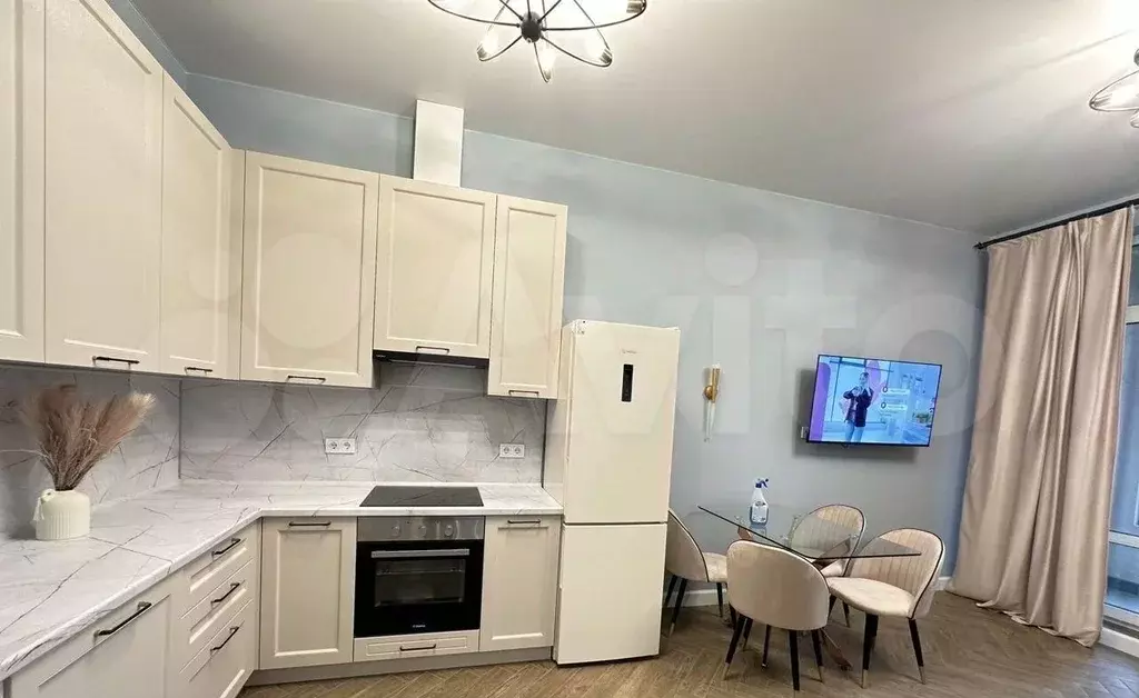 2-к. квартира, 50 м, 6/27 эт. - Фото 1