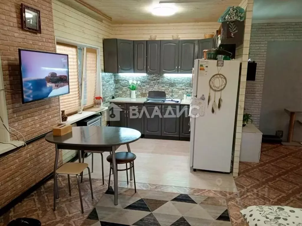 Дом в Приморский край, с. Чугуевка ул. Арсеньева, 72 (68 м) - Фото 0
