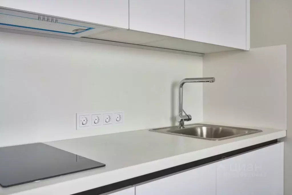 Студия Липецкая область, Липецк ул. М.И. Неделина, 4Д (26.0 м) - Фото 1