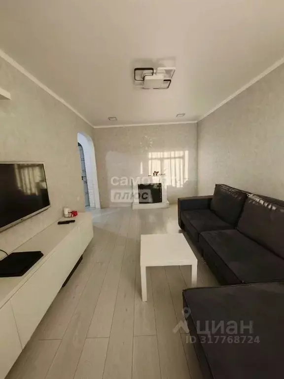 3-к кв. Курская область, Курск ул. Энгельса, 90 (60.7 м) - Фото 0