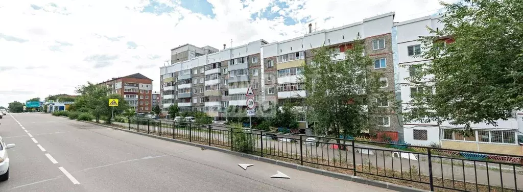 2-к кв. Бурятия, Улан-Удэ ул. Гагарина, 79 (48.0 м) - Фото 1