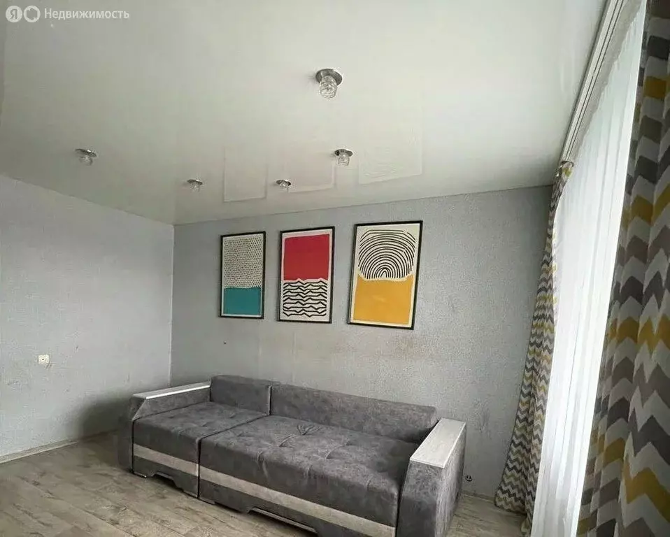 3-комнатная квартира: Стерлитамак, улица Артёма, 63 (60.5 м) - Фото 0