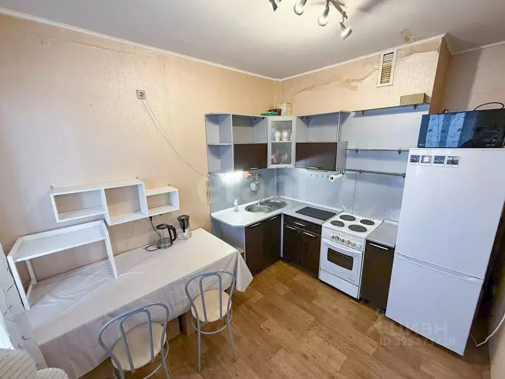 Студия Свердловская область, Екатеринбург ул. Комсомольская, 76 (35.6 ... - Фото 1