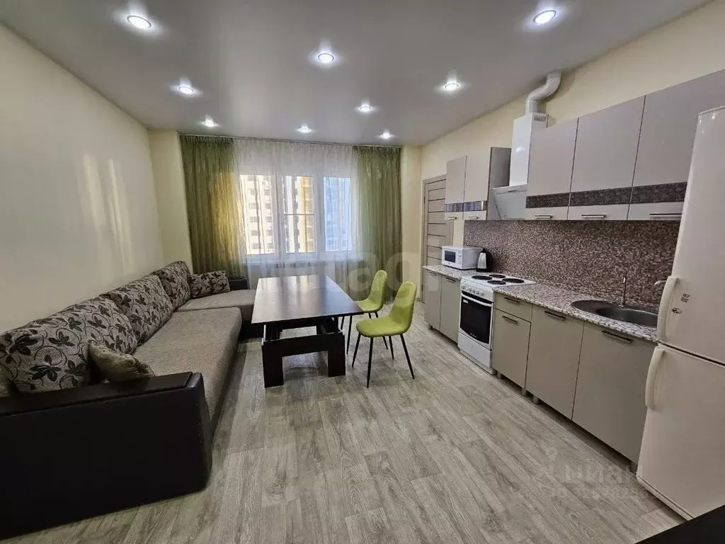 2-к кв. Ханты-Мансийский АО, Сургут Университетская ул., 17 (72.6 м) - Фото 2