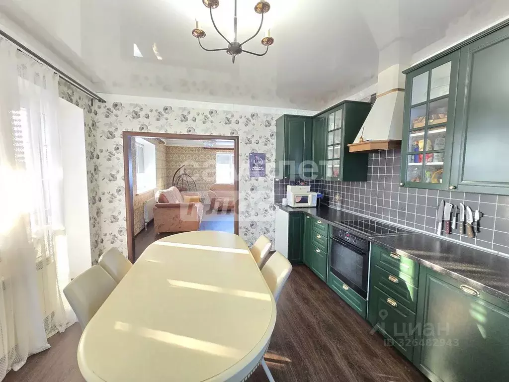 Дом в Башкортостан, Мелеуз ул. Валиди (176 м) - Фото 2