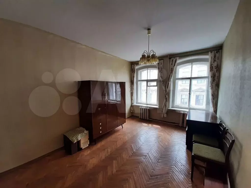 Комната 24 м в 4-к., 4/4 эт. - Фото 0