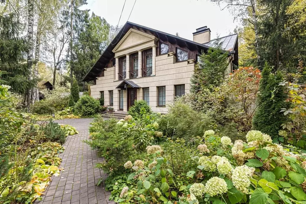 Дом в Москва, Москва, Троицк ул. Визбора (608 м) - Фото 1