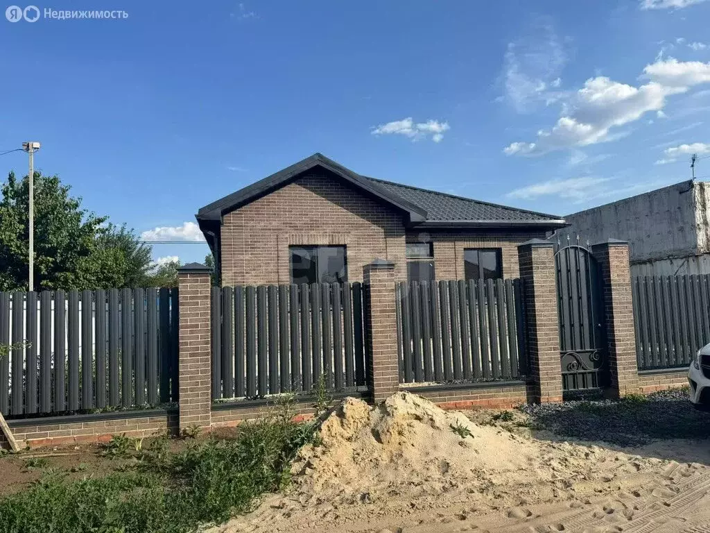 Дом в Батайск, Сарматская улица (120 м) - Фото 2