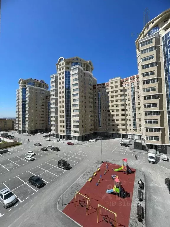 3-к кв. Чеченская республика, Грозный ул. Мира, 52 (94.0 м) - Фото 0