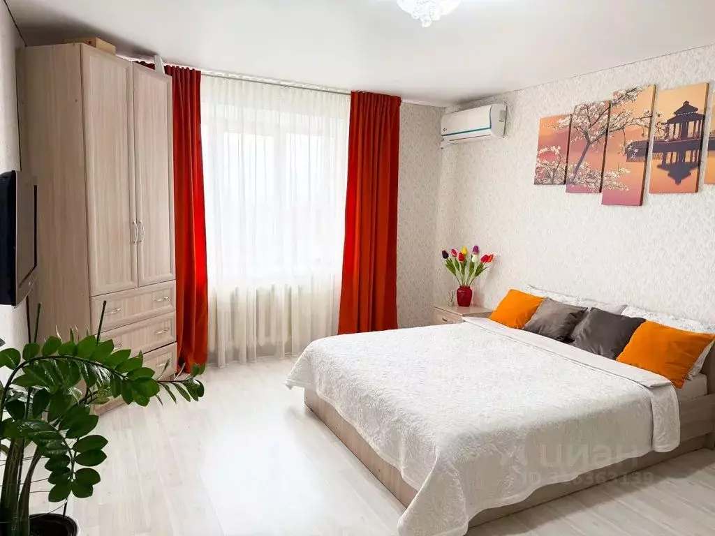 1-к кв. Татарстан, Казань ул. Кул Гали, 2А (36.0 м) - Фото 0