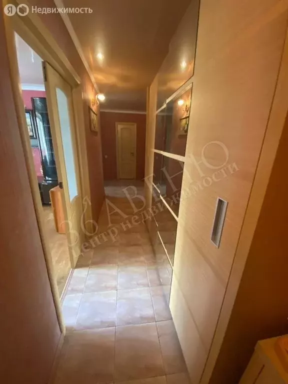3-комнатная квартира: Воронеж, улица Кривошеина, 66 (75 м) - Фото 0