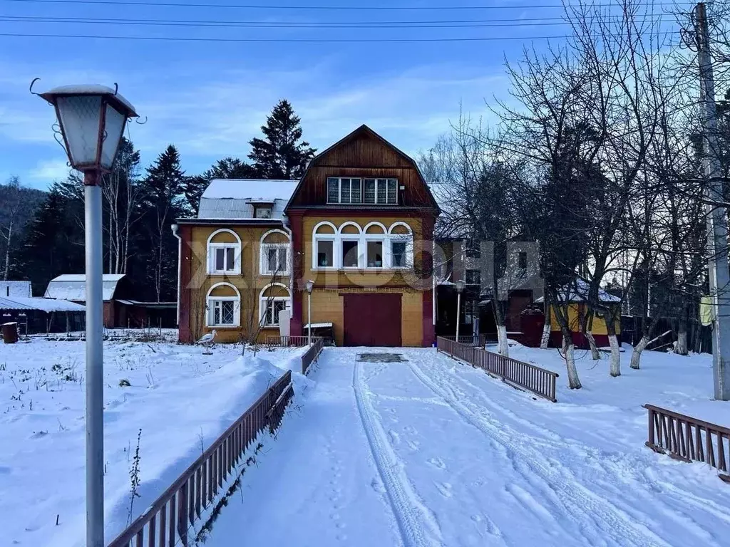 Дом в Иркутская область, Слюдянский район, пос. Утулик Кедровый пер. ... - Фото 1