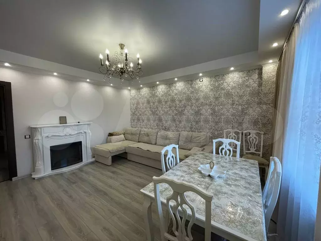 3-к. квартира, 110 м, 5/18 эт. - Фото 1
