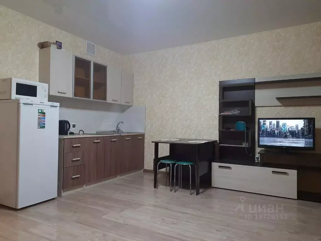 Студия Татарстан, Казань ул. Рауиса Гареева, 111к1 (32.0 м) - Фото 0