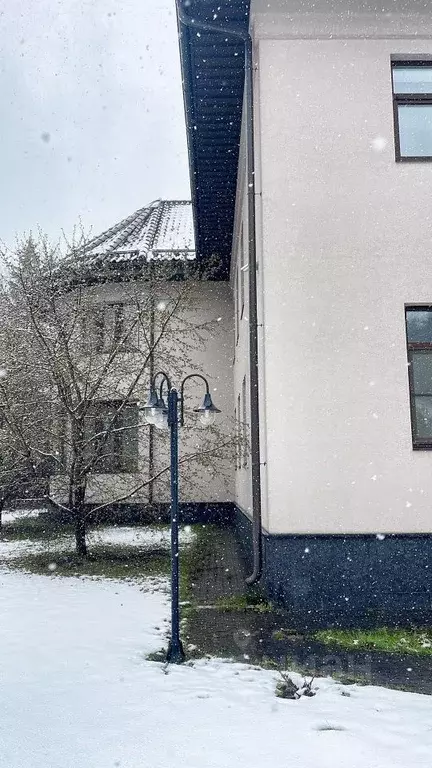 Дом в Московская область, Одинцовский городской округ, с. Жаворонки ... - Фото 1