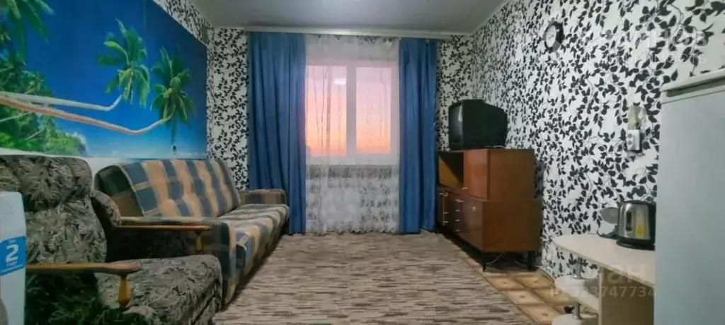 Комната Воронежская область, Воронеж ул. Любы Шевцовой, 17 (11.0 м) - Фото 1