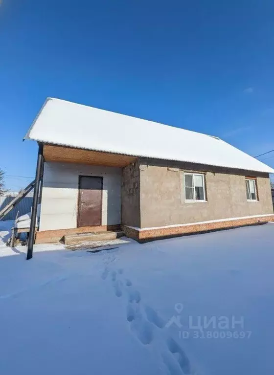 Дом в Оренбургская область, Оренбургский район, Весенний сельсовет, ... - Фото 1
