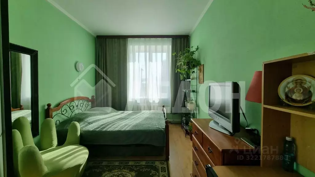 3-к кв. Омская область, Омск просп. Мира, 64 (83.8 м) - Фото 1