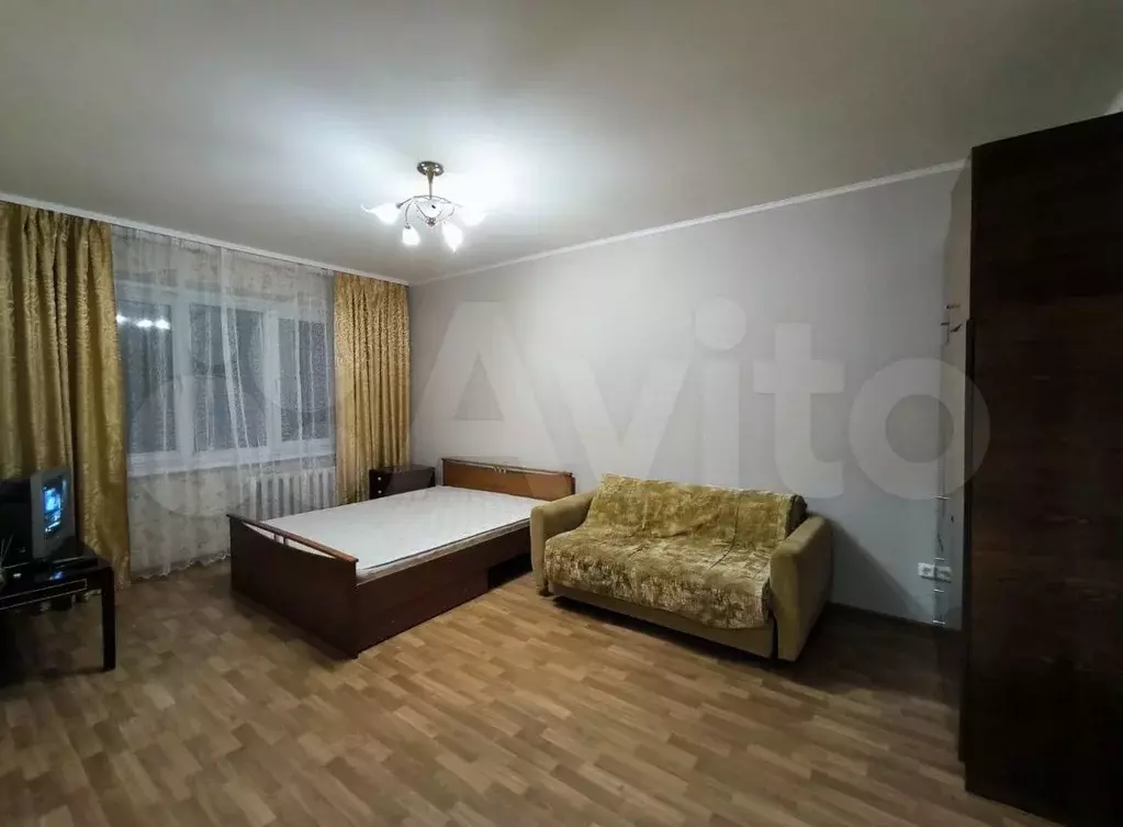1-к. квартира, 38 м, 8/10 эт. - Фото 0