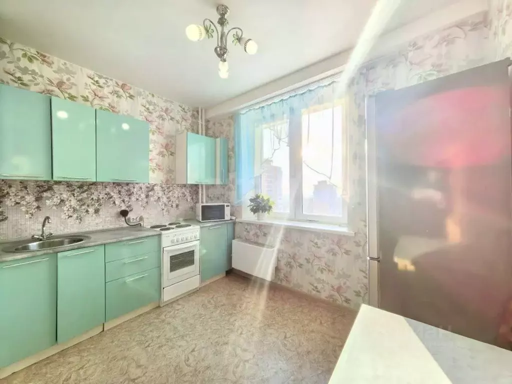 2-к кв. Пермский край, Березники Усольский-2 мкр, ул. Строителей, 10 ... - Фото 2