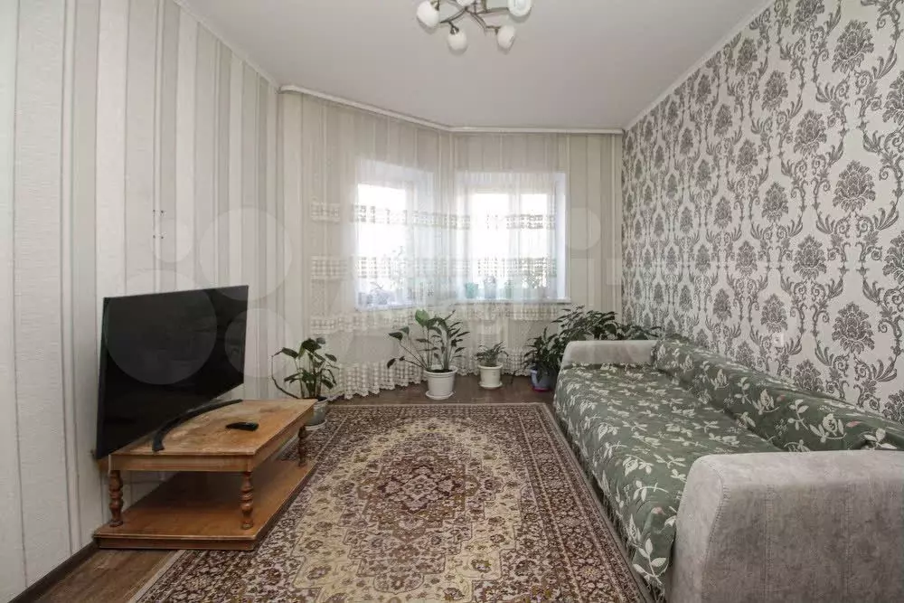 3-к. квартира, 69 м, 4/9 эт. - Фото 1