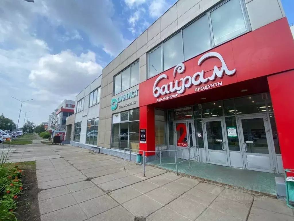 Помещение свободного назначения в Татарстан, Набережные Челны ул. ... - Фото 1