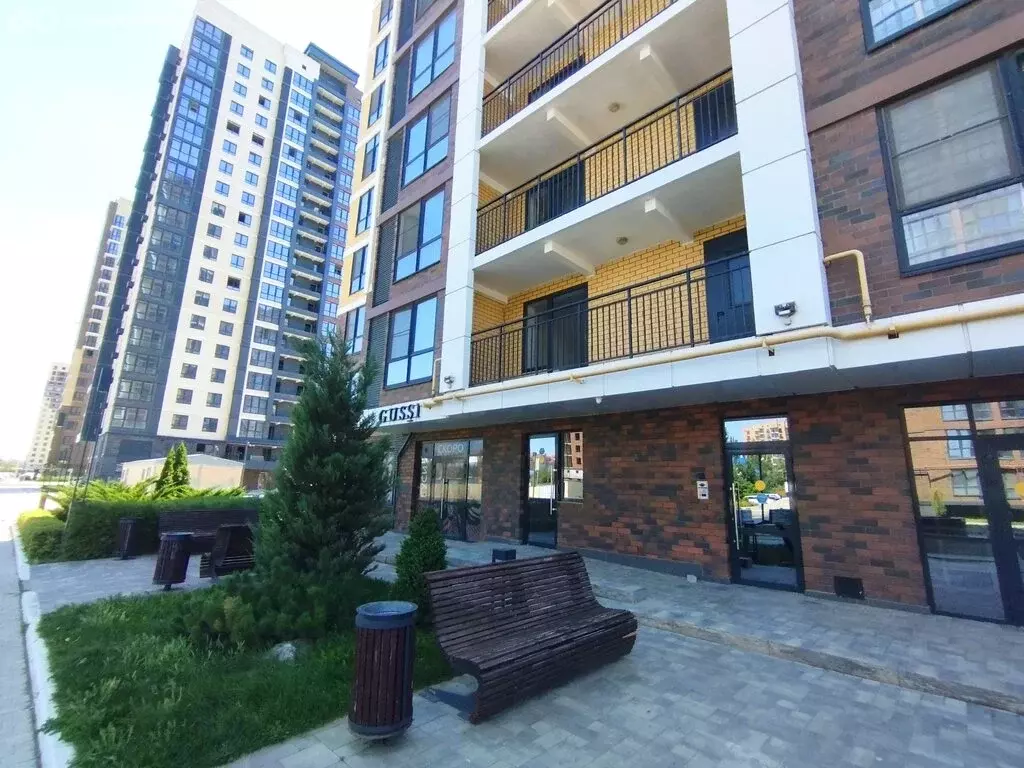 1-комнатная квартира: Астрахань, улица Трофимова, 20 (39 м) - Фото 1