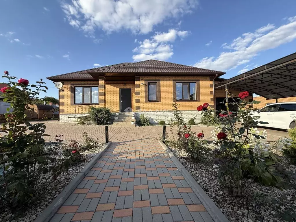 Дом в Белгородская область, Белгородский район, Тавровское с/пос, с. ... - Фото 1