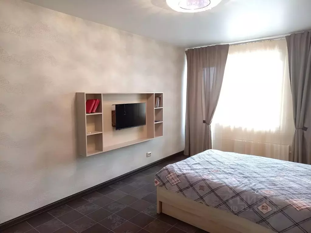 1-к кв. Самарская область, Тольятти 16-й кв-л, бул. Цветной, 37 (48.0 ... - Фото 1