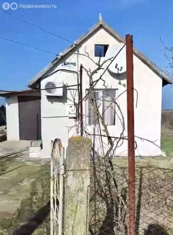 Дом в Джанкойский район, Ермаковское сельское поселение, село ... - Фото 1