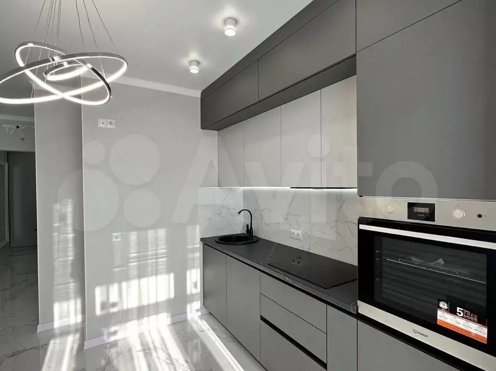 2-к. квартира, 70 м, 5/24 эт. - Фото 0