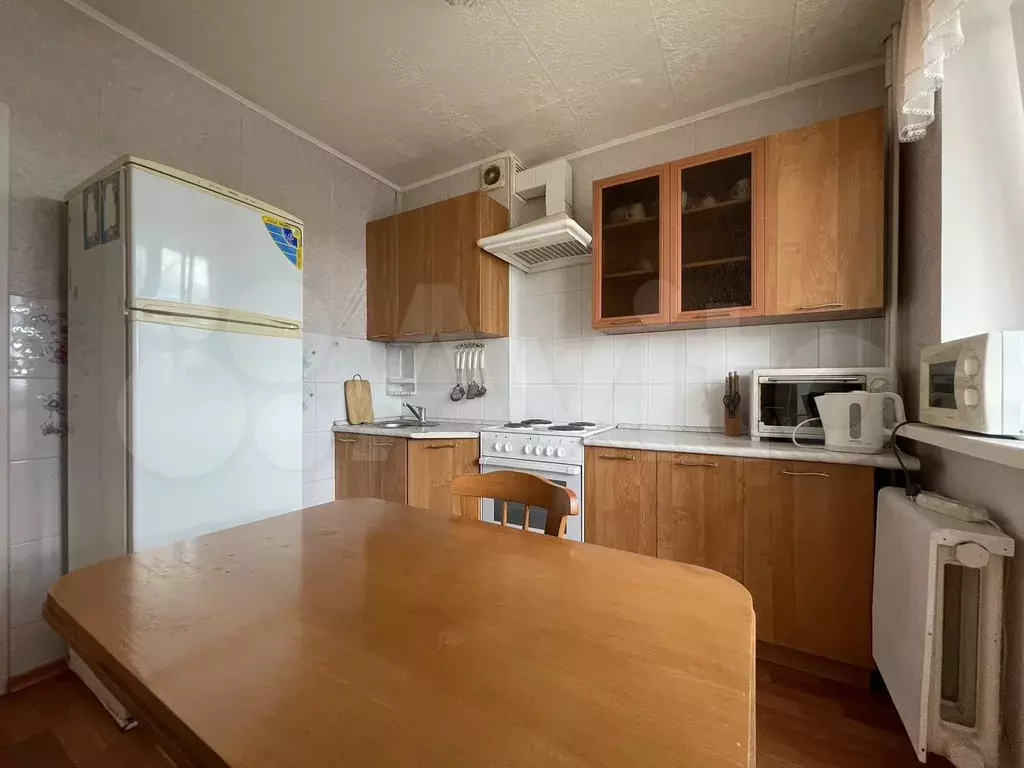 1-к. квартира, 46 м, 8/10 эт. - Фото 0