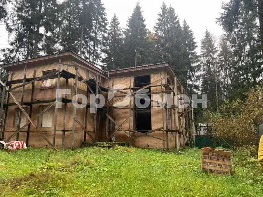 Дом в Московская область, Лобня Луговая мкр, Восточная ул., 10 (390 м) - Фото 1