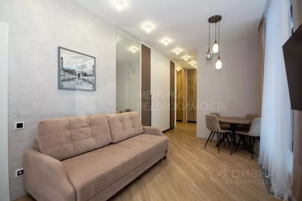 2-к кв. Тюменская область, Тюмень ул. Газовиков, 73к4 (49.8 м) - Фото 1