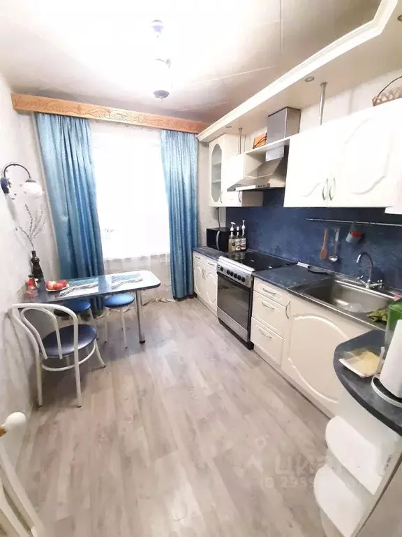 3-к кв. Ярославская область, Рыбинск Центральный п/р, ул. ... - Фото 1