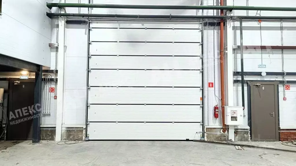 Склад в Москва ул. 2-я Карпатская, 4с4 (999 м) - Фото 1