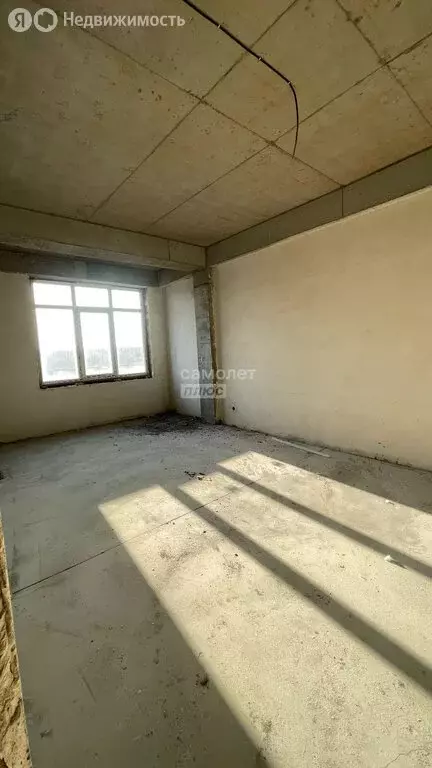 1-комнатная квартира: город Кизилюрт, улица Гамзата Цадаса, 91 (54 м) - Фото 1