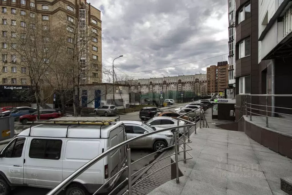 Помещение свободного назначения в Тюменская область, Тюмень ул. ... - Фото 0