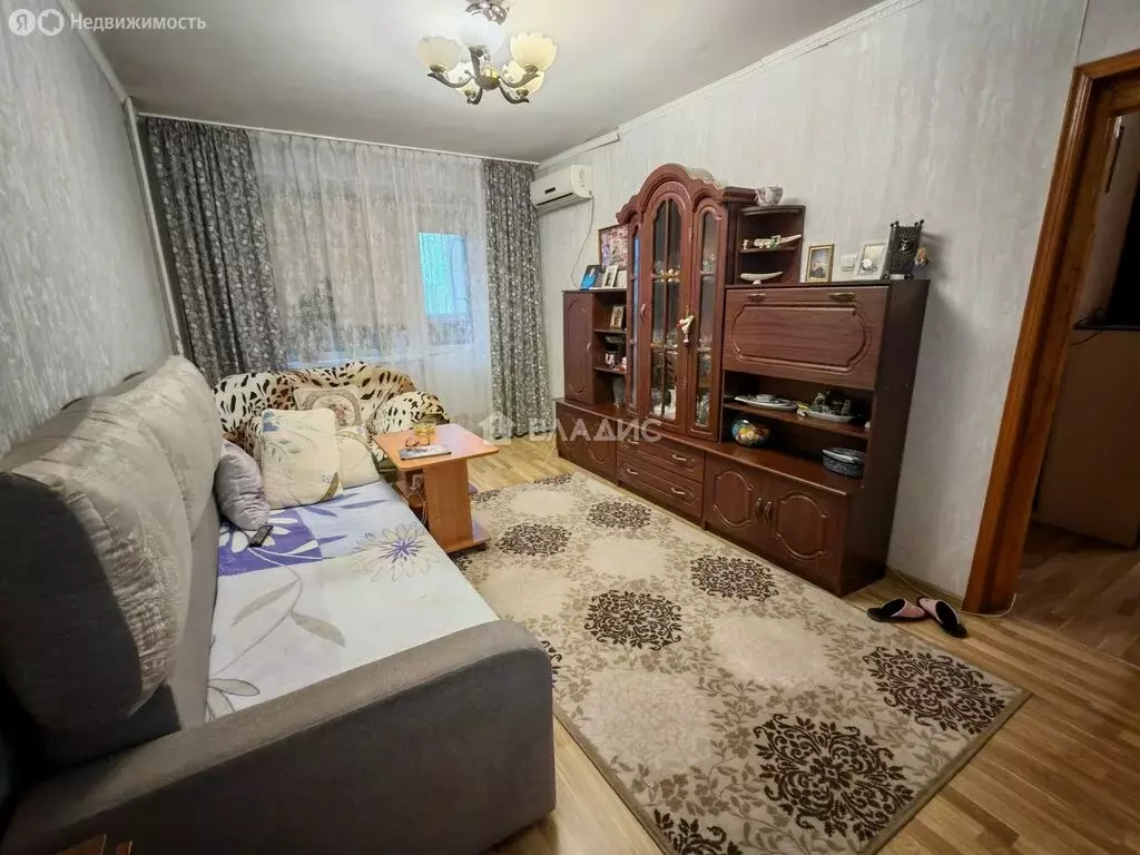 3-комнатная квартира: Белгород, улица Щорса, 45А (71 м) - Фото 1