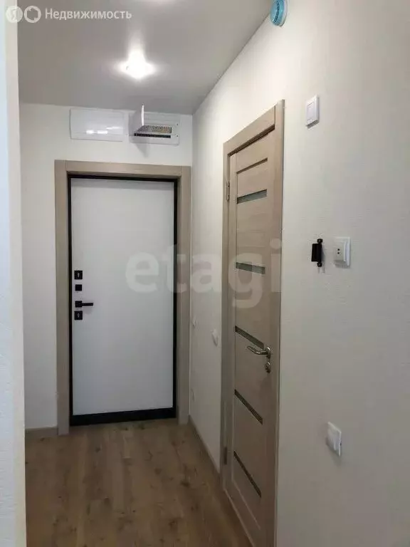Квартира-студия: Тюмень, улица Новосёлов, 103 (19.1 м) - Фото 0