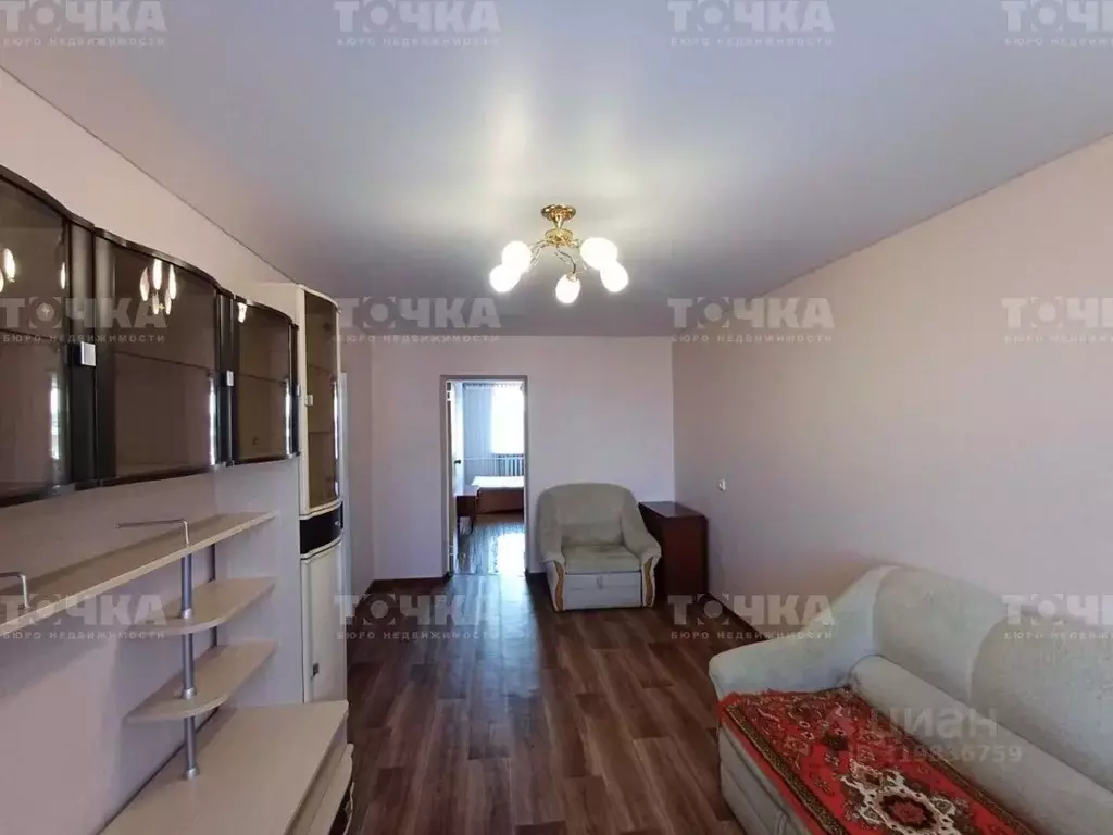 2-к кв. Челябинская область, Чебаркуль ул. Карпенко, 8 (44.3 м) - Фото 0