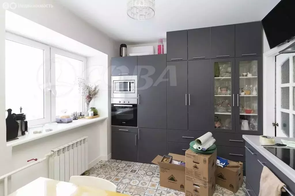 5-комнатная квартира: Тюмень, улица Николая Фёдорова, 6к1 (140.6 м) - Фото 1