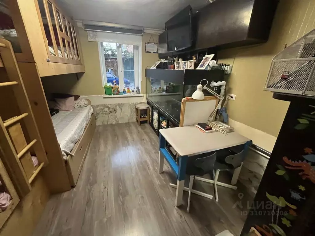 Дом в Северная Осетия, Владикавказ ул. Братьев Щукиных, 20 (27 м) - Фото 1